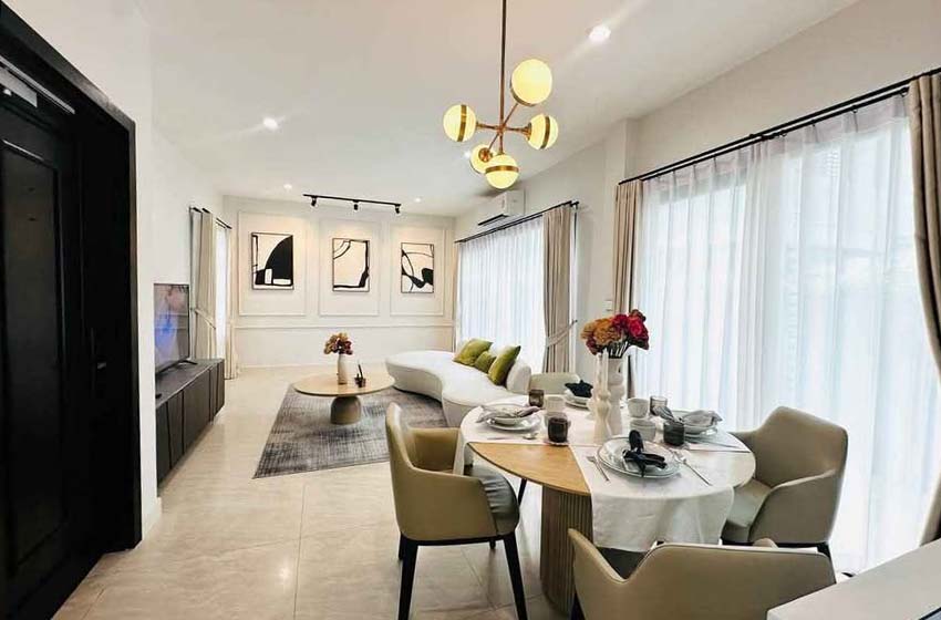 Townhouse in Sukhumvit 